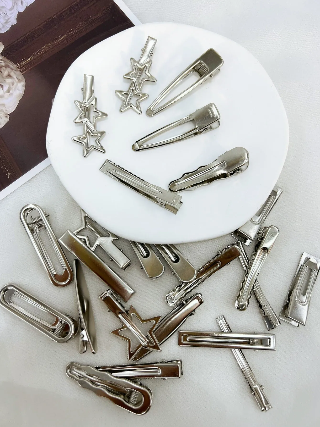24pcs Women's Silver Tone Hair Clips With Star And Cloud Design