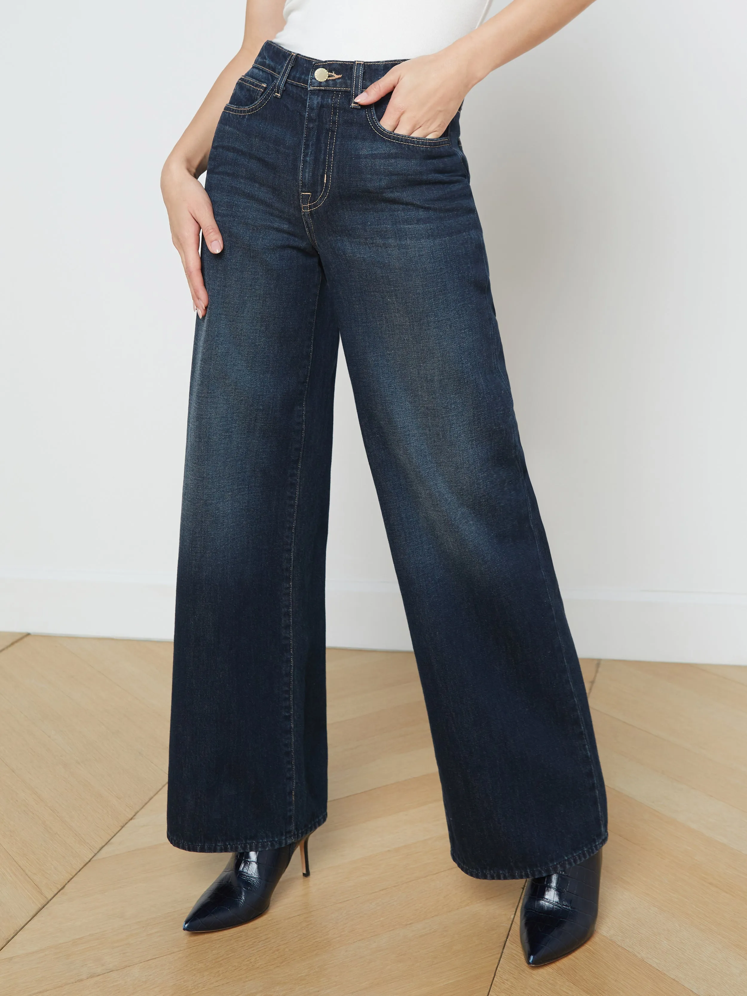 Alicent Wide-Leg Jean